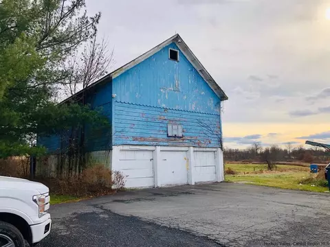 233 Birch Rd, Wallkill, NY 12589 photo 6
