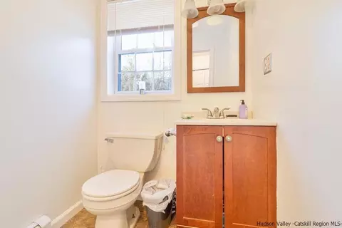 13 Hasbrouck Dr, Wallkill, NY 12589 photo 17