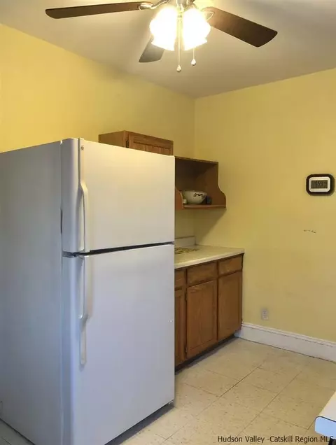 23 Hulse St, Wallkill, NY 12589 photo 9