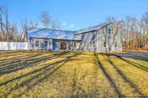 241 Strawridge Rd, Wallkill, NY 12589 photo 2