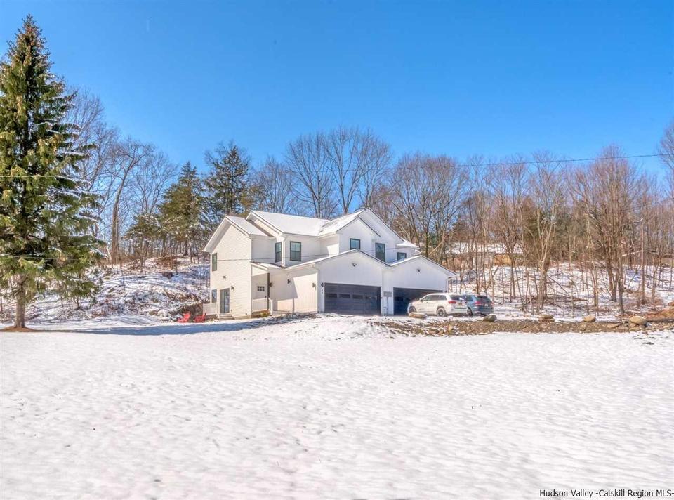 4042 Hidden Acres Dr, Marlboro, NY 12542 32 Photos MLS 20220524