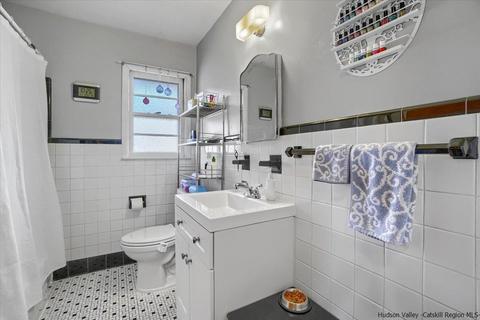 7 Van Duzer Dr, Poughkeepsie, NY 12603 photo 17