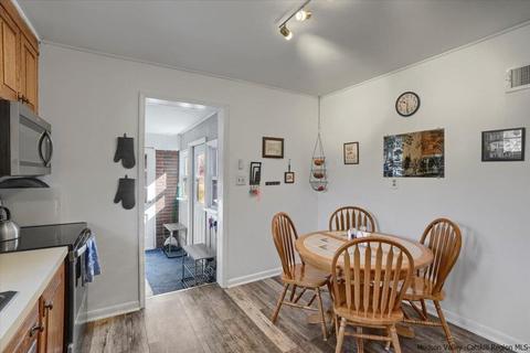 7 Van Duzer Dr, Poughkeepsie, NY 12603 photo 8
