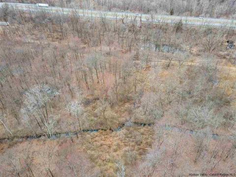 15 Townsend, New Windsor, NY 12553 photo 2