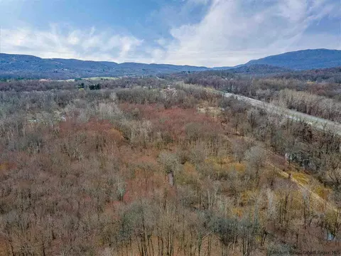 15 Townsend, New Windsor, NY photo 3