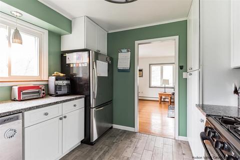 20 Read Rd, Red Hook, NY 12571 photo 6