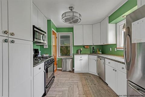 20 Read Rd, Red Hook, NY 12571 photo 5