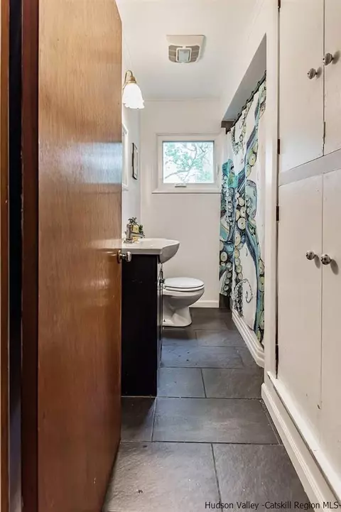 20 Read Rd, Red Hook, NY 12571 photo 8