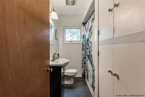 20 Read Rd, Red Hook, NY 12571 photo 7