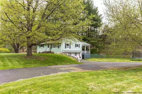 20 Read Rd, Red Hook, NY 12571 photo 24