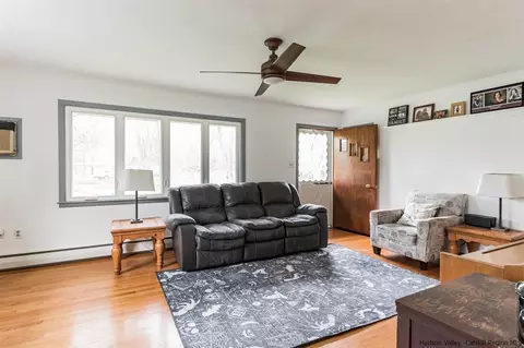 20 Read Rd, Red Hook, NY 12571 photo 4
