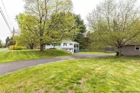 20 Read Rd, Red Hook, NY 12571 photo 25