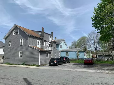 12 Main St, Wallkill, NY 12589 photo 3