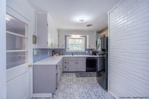 84 Benner Rd, Red Hook, NY 12571 photo 13