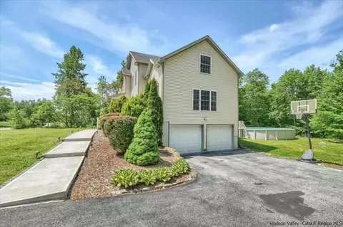 14 Pluto Ln, Modena, NY 12548 photo 6