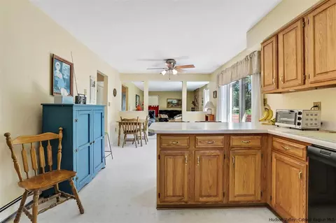 231 Valley Vw, Wallkill, NY 12589 photo 9