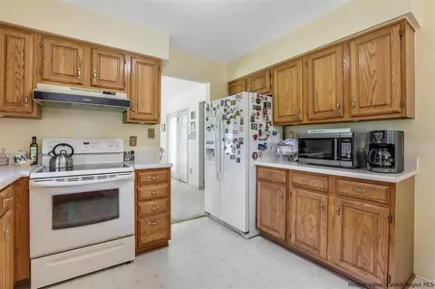 231 Valley Vw, Wallkill, NY 12589 photo 10