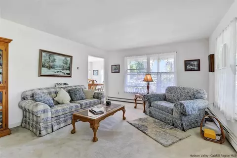 231 Valley Vw, Wallkill, NY 12589 photo 4