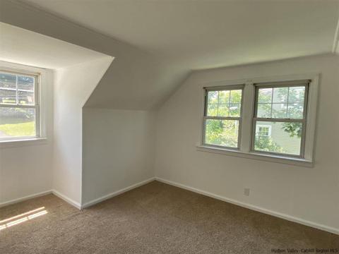 3 Hasbrouck Dr, Poughkeepsie, NY 12603 photo 12