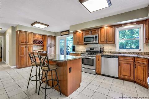 5 Libra Ln, Wallkill, NY 12589 photo 5