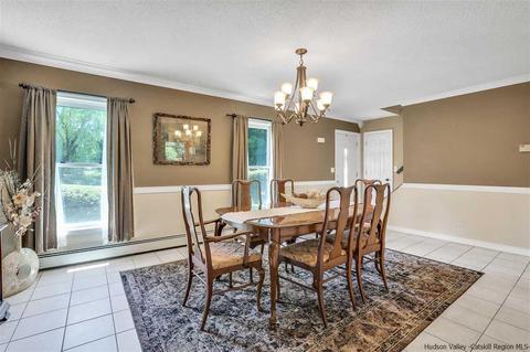 5 Libra Ln, Wallkill, NY 12589 photo 9
