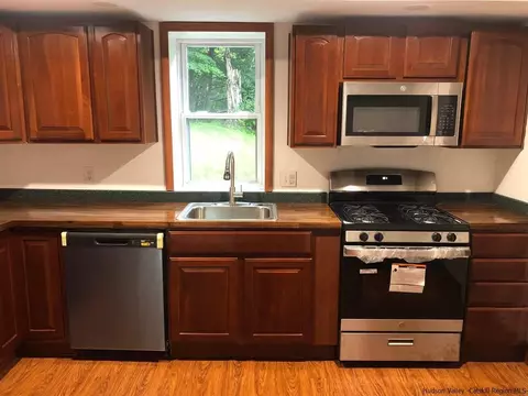 64 Ruby Rd, Kingston, NY 12401 photo 13