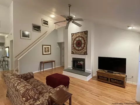 62 Tee Ln, Red Hook, NY 12571 photo 7