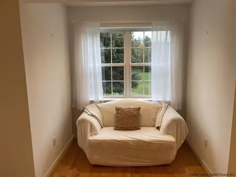 62 Tee Ln, Red Hook, NY 12571 photo 25