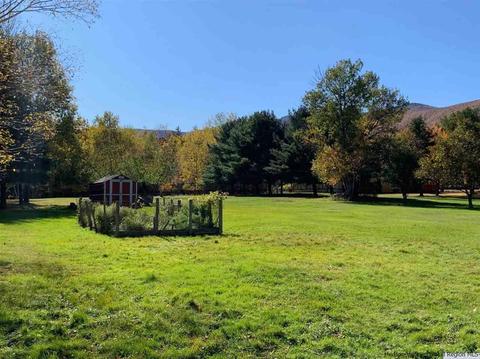 7 Stone Mountain Rd, Roundtop, NY photo 6