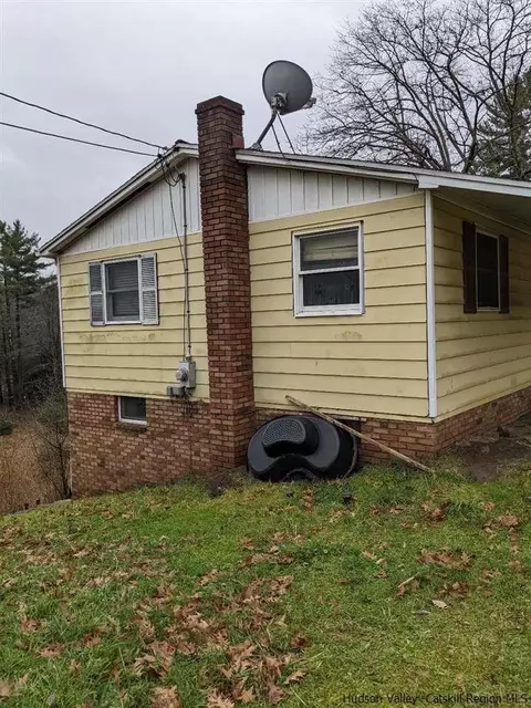320 South Rd, Ruby, NY 12528 photo 3