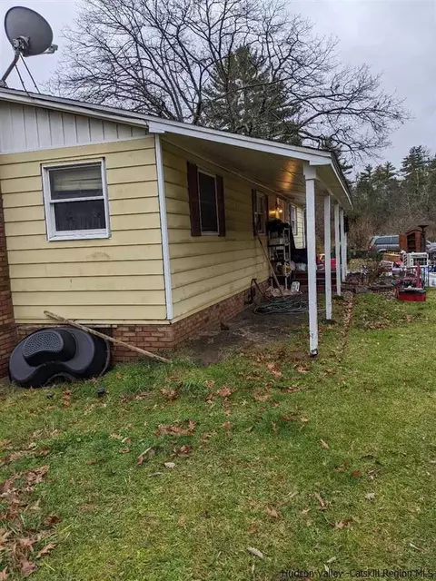 320 South Rd, Ruby, NY 12528 photo 2