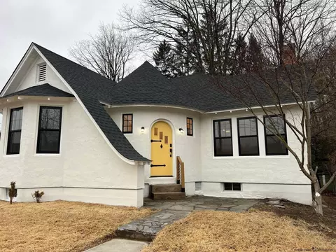 29 Hickory St, Ellenville, NY 12428