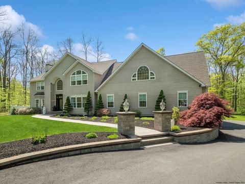 1764 Albany Post Rd, Wallkill, NY 12589