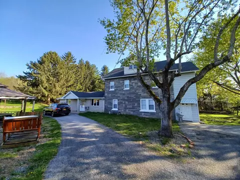 1900 Route 9w, Milton, NY 12547