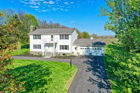 61 Sherman Dr, Milton, NY 12547