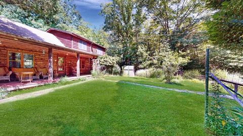 65 Ricks Rd, Woodstock, NY 12498