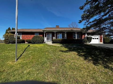 76 Clarks Ln, Milton, NY 12547