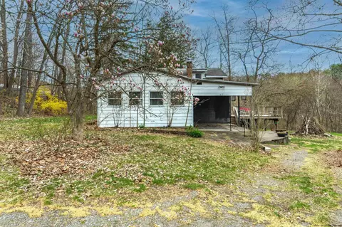 617 Route Rte, Rosendale, NY 12472