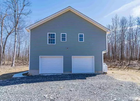 2 Calico Way, Wallkill, NY 12589 photo 6
