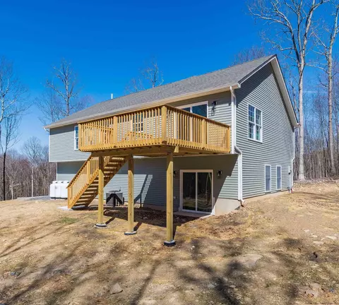 2 Calico Way, Wallkill, NY 12589 photo 4