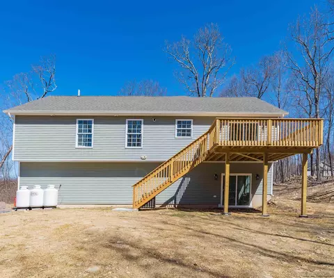 2 Calico Way, Wallkill, NY 12589 photo 5