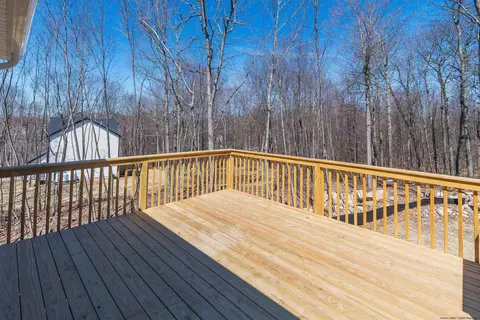 7 Calico Way, Wallkill, NY 12589 photo 5