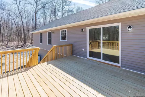 7 Calico Way, Wallkill, NY 12589 photo 4