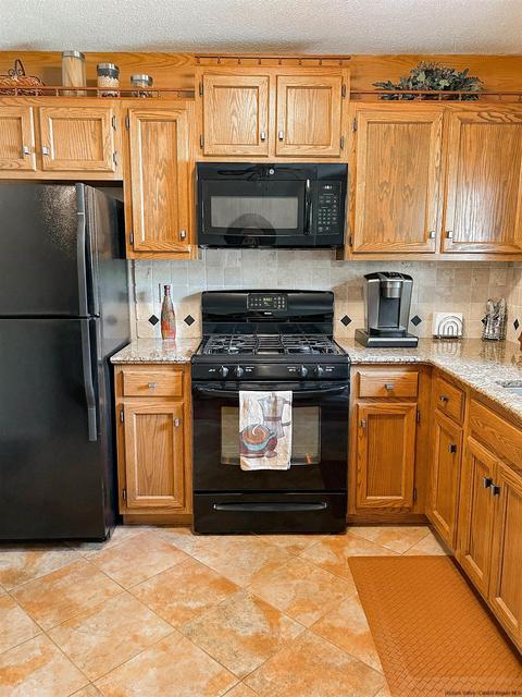 140 Elmcrest, Fishkill, NY 12524 photo 9