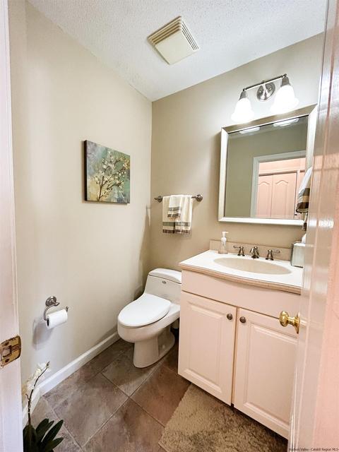 140 Elmcrest, Fishkill, NY 12524 photo 12