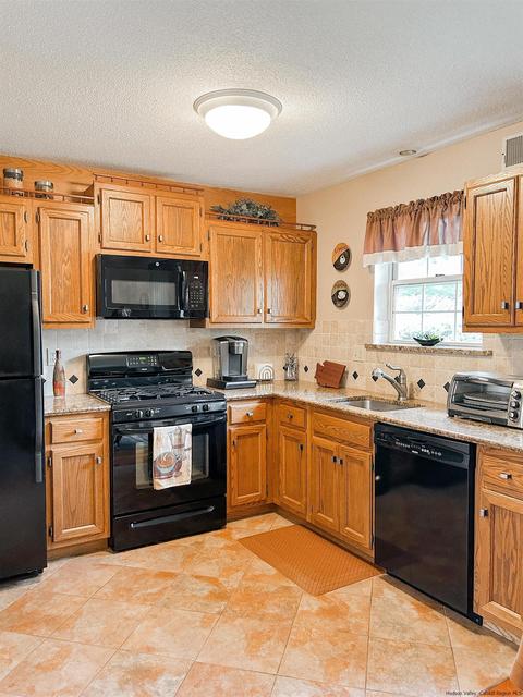 140 Elmcrest, Fishkill, NY 12524 photo 10