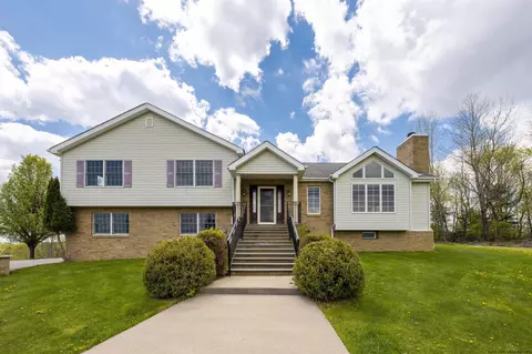 234 Chapel Hl, Highland, NY 12528