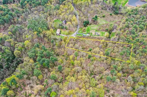 53 Asbury Ests, Saugerties, NY 12477