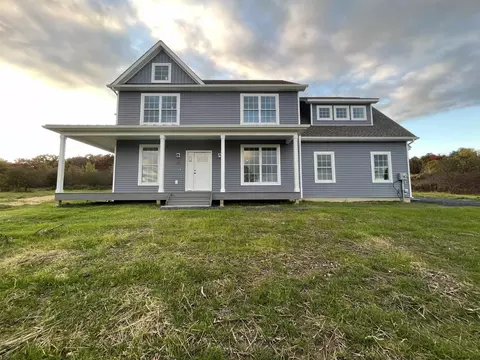 71 Tally Ho Rd, Middletown, NY 10940