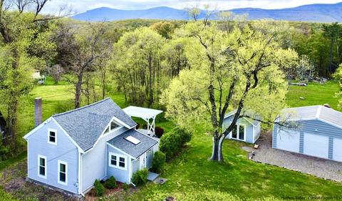 3 Dave Elliot Rd, Saugerties, NY 12477